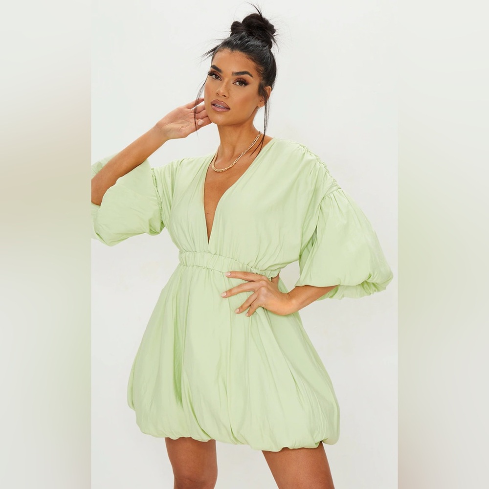 Pretty Little Thing Puff Sleeve Puffball Hem Shift Dress